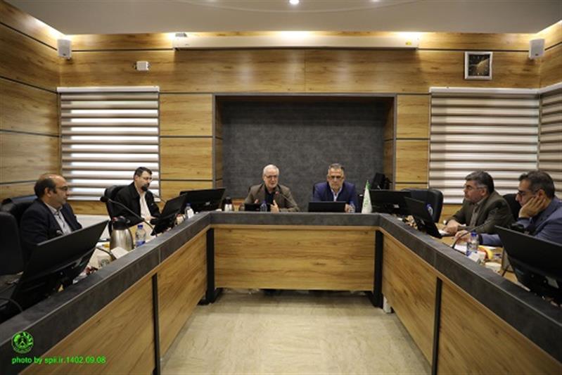 كارگاه آموزشی آگاهی بخشی امنیت سفرهای خارجی در موسسه تحقیقات اصلاح و تهیه نهال و بذر برگزار شد