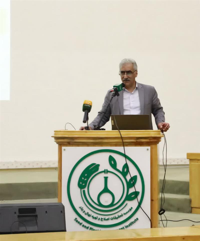 معاون پژوهش و فناوری موسسه گیاه پزشكی كشور: هم‌افزایی پژوهشی؛ كلید دستیابی به پایداری تولید و امنیت غذایی در مزارع غلات